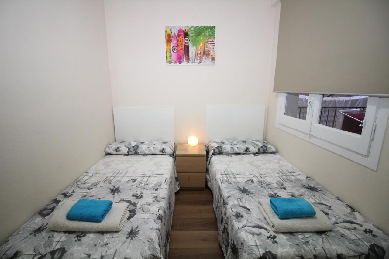 Urgel Habitaciones Барселона Экстерьер фото
